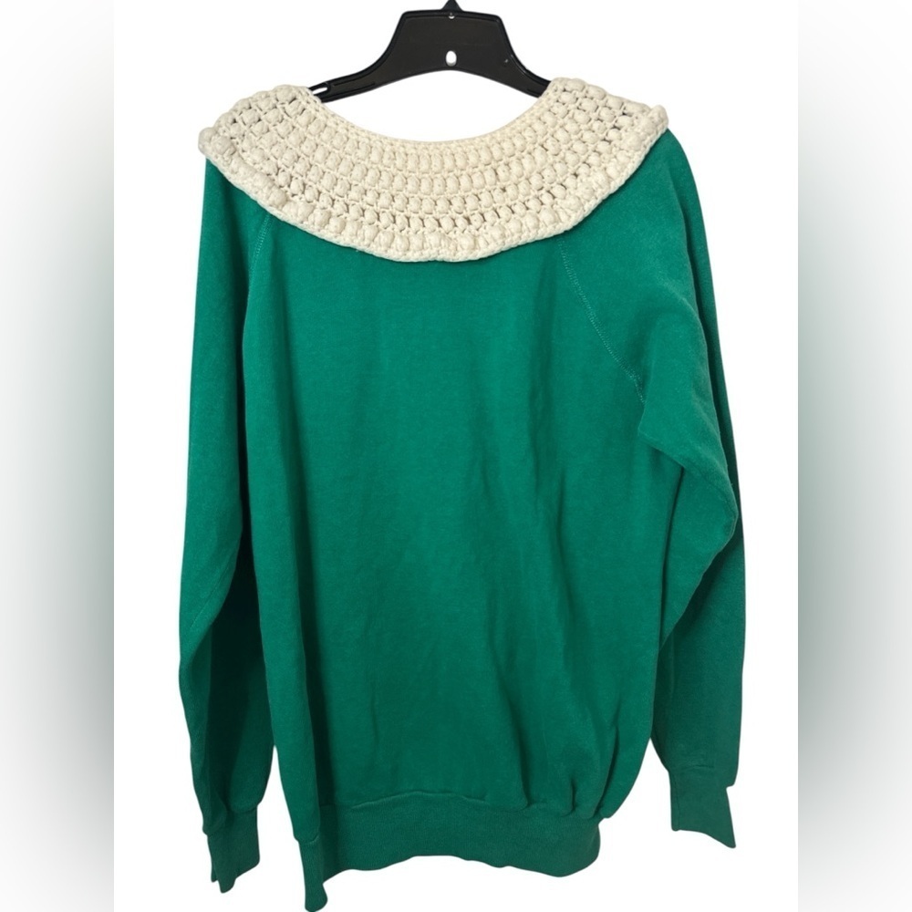 Green Sweatshirt White Crochet Collar Christmas Holiday